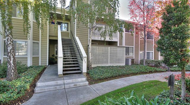 1st image of 922 Lake Tahoe Ct
