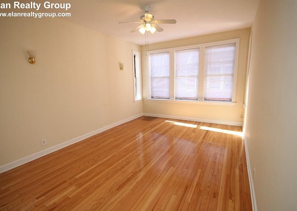 1st image of 554 W Aldine Ave APT 1W