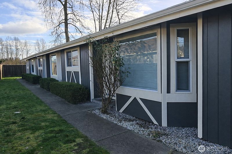 2nd image of 6909 S Madison