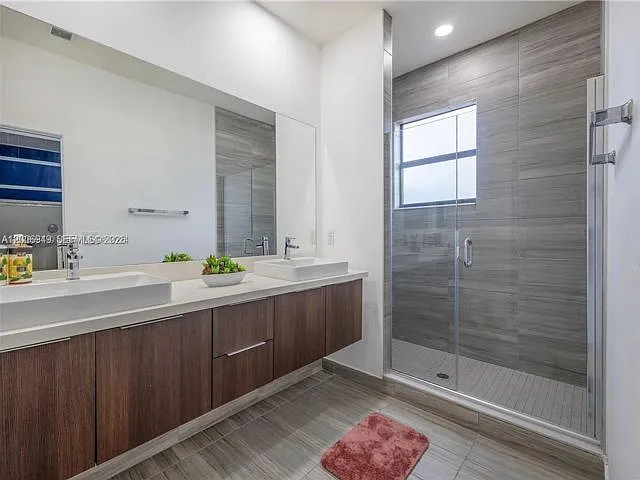 8805 NW 103rd Pl — Photo 17