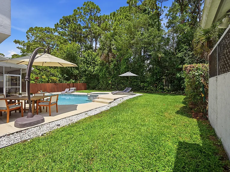 15073 Oak Chase Ct — Photo 39