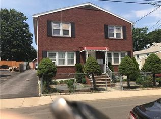 32 Limerick St APT 2A, Stamford, CT 06902