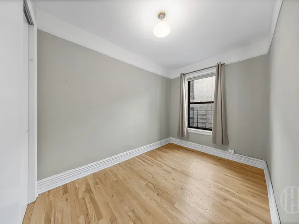 3115 Broadway image 10 of 12