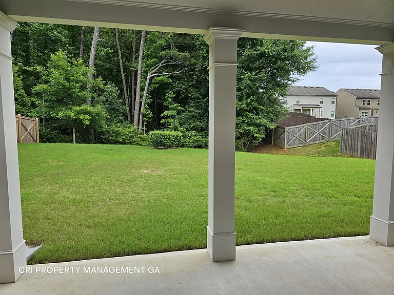 352 Newshaw Dr — Photo 56