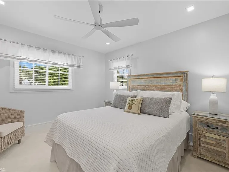 360 Carlton Pl #11 — Photo 27