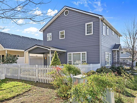 4th image of 369 Meadow Dr