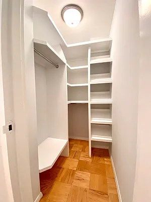 Rented by City & Suburban | media 21