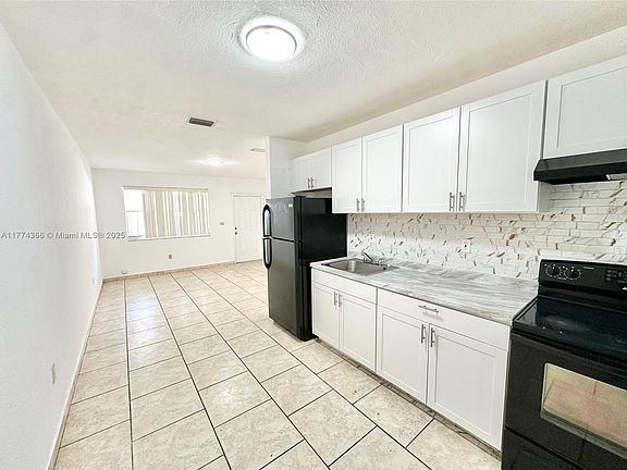 5th image of 1171 NW 58th Ter #1173
