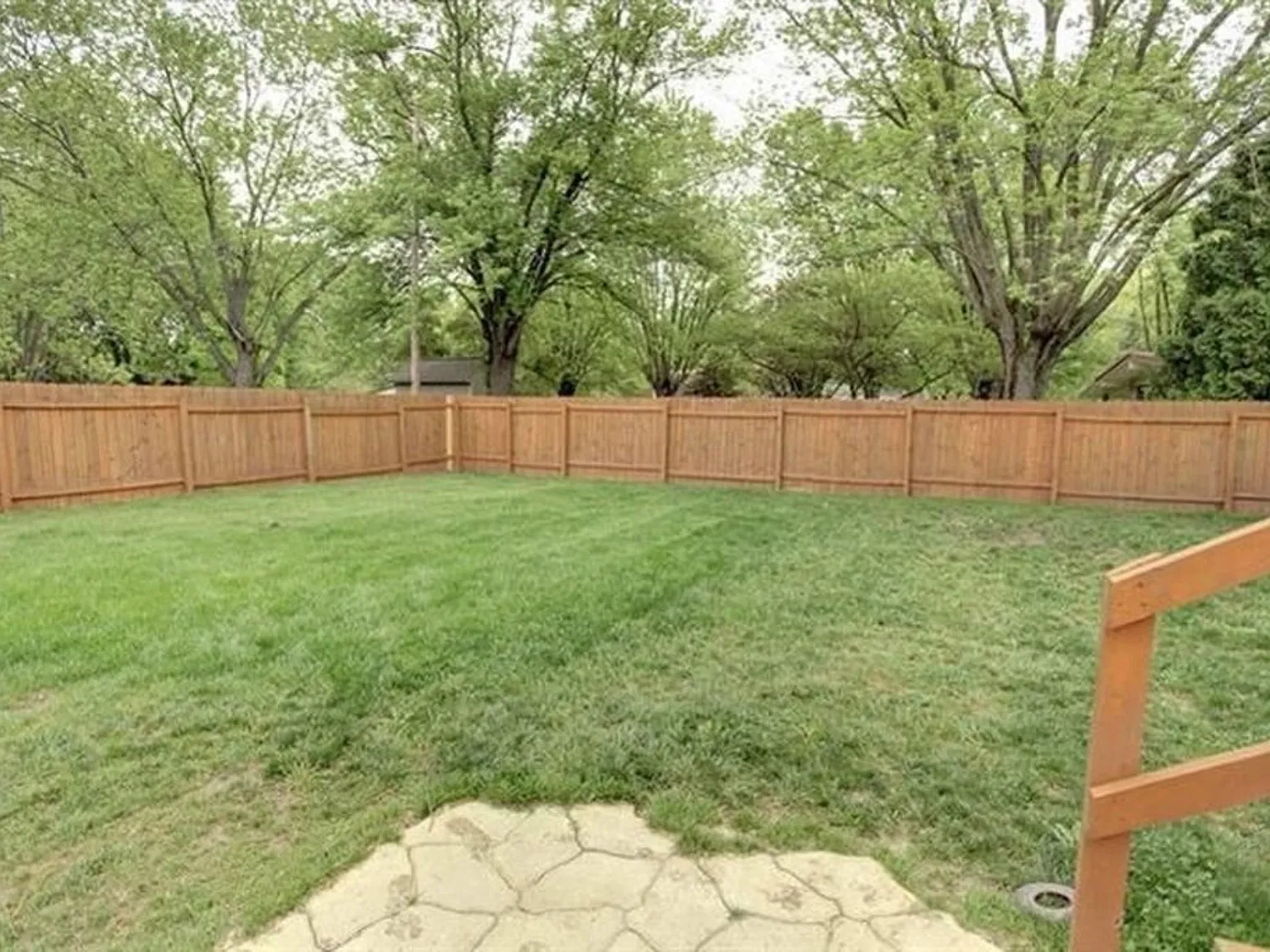3 bed, 1560 sqft, $1,850 — Photo 2