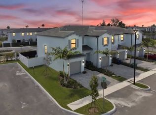 20366 NW 4th Path, Miami Gardens, FL 33169