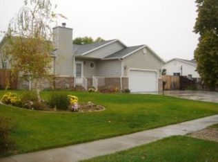 8678 Pebble Crest Way, West Jordan, UT 84081