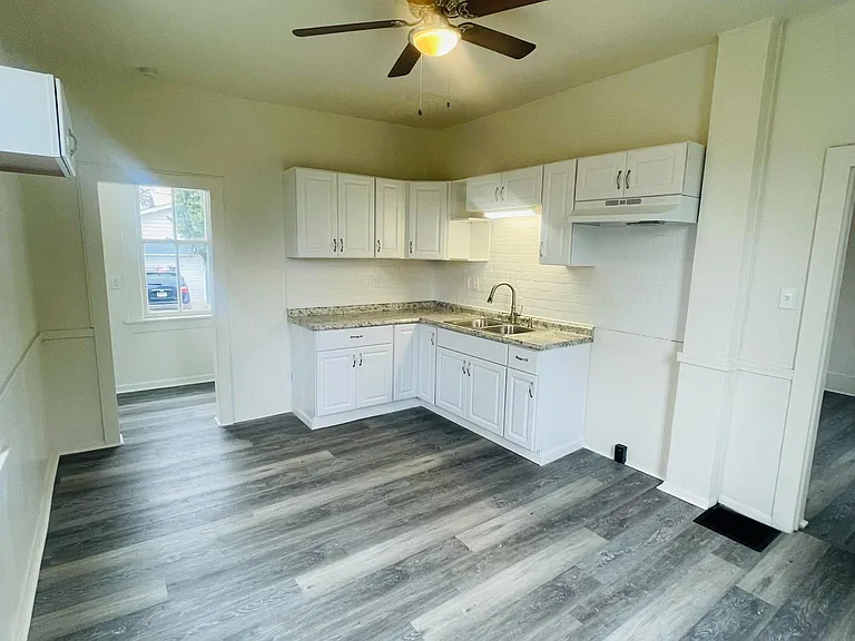 115 S Ray St — Photo 5