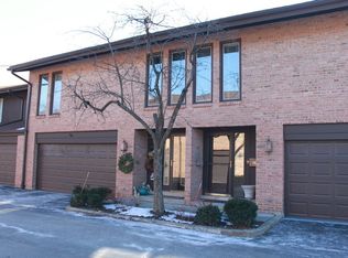 1715B Wildberry Dr #24B, Glenview, IL 60025