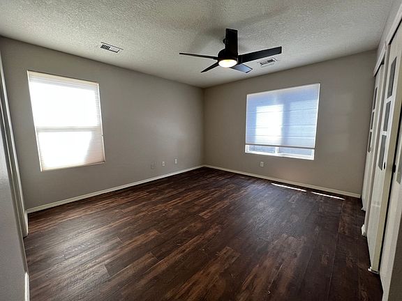 5th image of 2423 Woodhill Dr NW