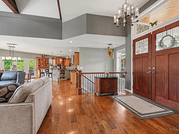 2nd image of 1707 Laurel Glen Ct