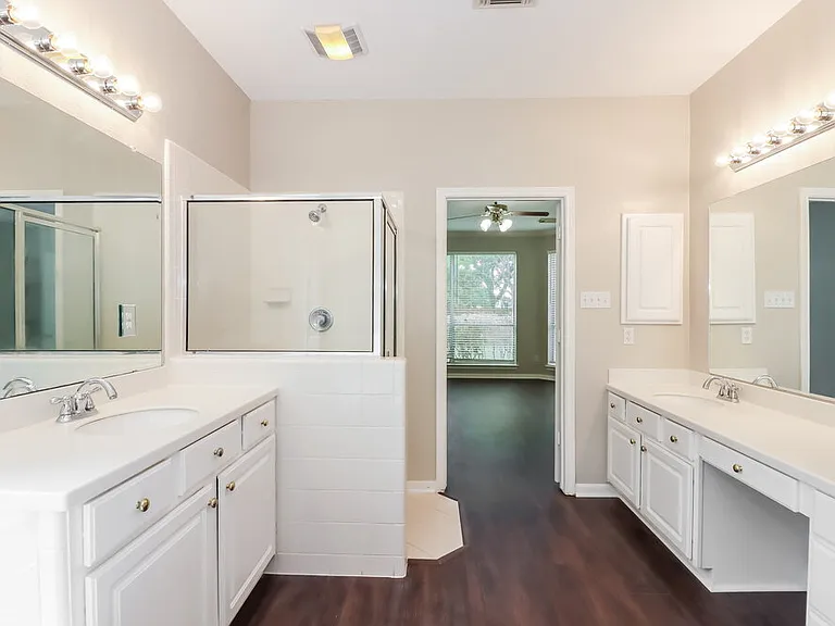 2534 Bridge Hampton Way — Photo 15