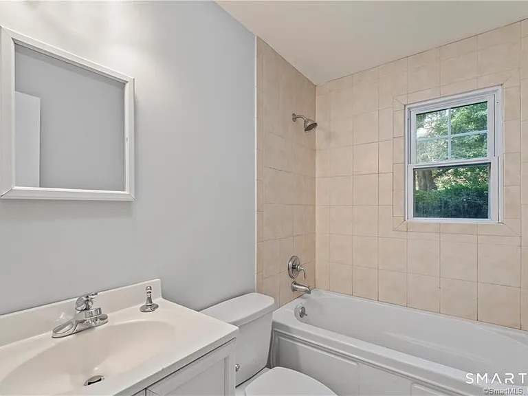 791 Newfield Ave — Photo 29
