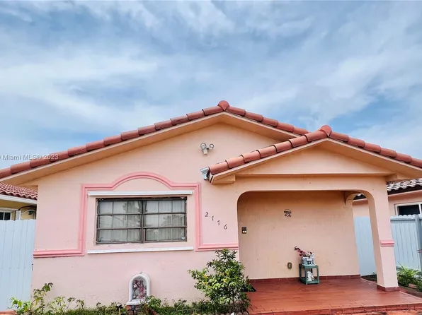 2776 W 71st Pl, Hialeah, FL 33016