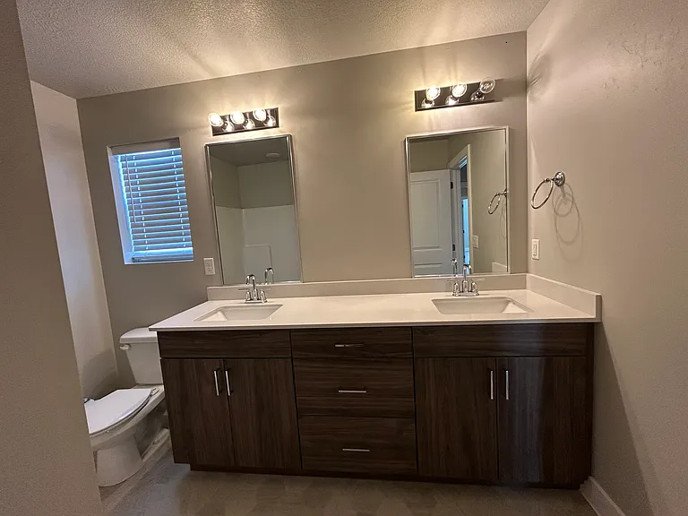 2085 N 275 W #23 — Photo 58