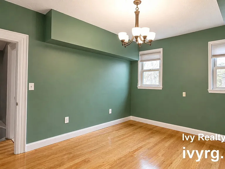 196 Dorchester St #HOUSE — Photo 8