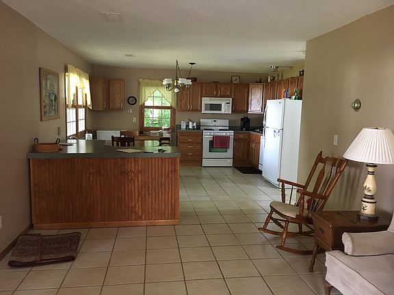 5th image of 4544 Washington Blvd