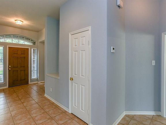 4th image of 3611 Hill Family Ln