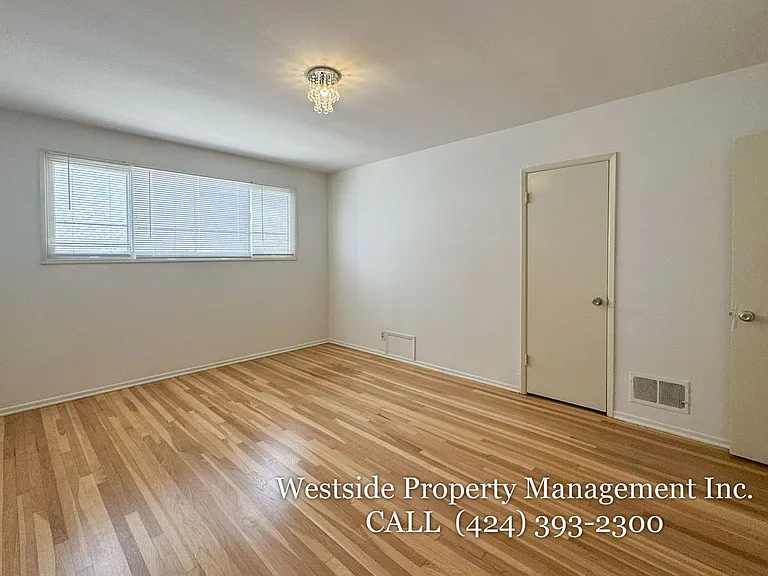 244 S Doheny Dr #244A — Photo 14