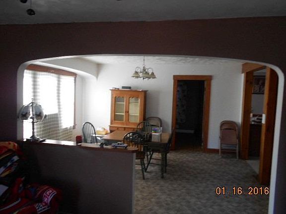 2nd image of 803 Logan St