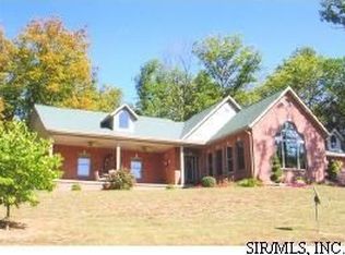 13039 Cherokee Rd, Highland, IL 62249