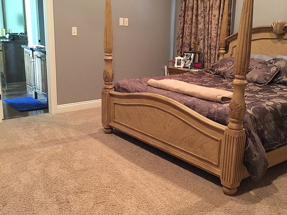 5th image of 934 Mission Ln