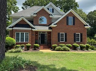 22 Horse Pen Rd, Newport News, VA 23602