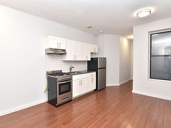 2nd image of 532 W 159th St #4CC