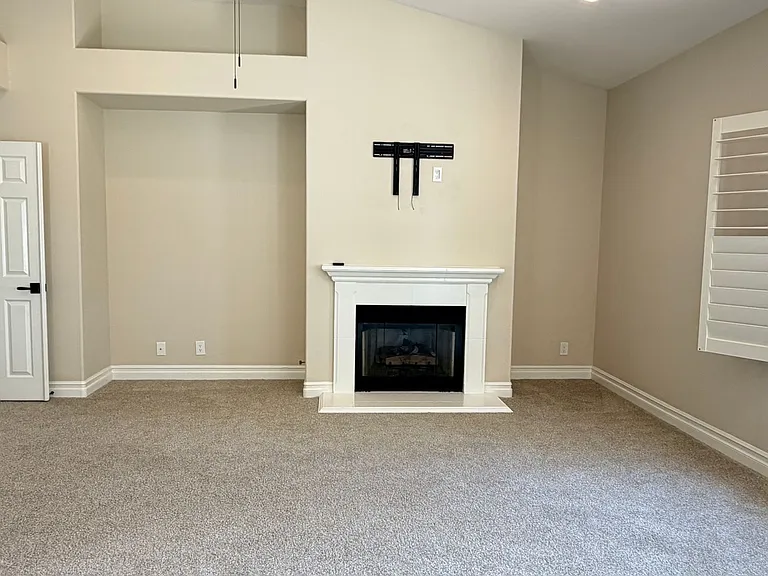 21591 Hummingbird St — Photo 15
