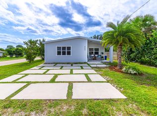 8584 SE Date St, Hobe Sound, FL 33455