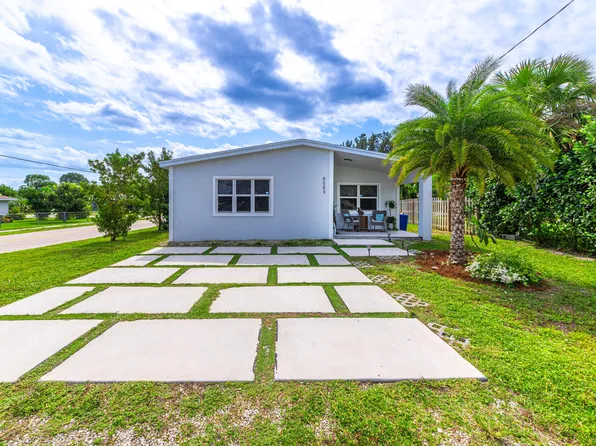 8584 SE Date Street, Hobe Sound, FL 33455