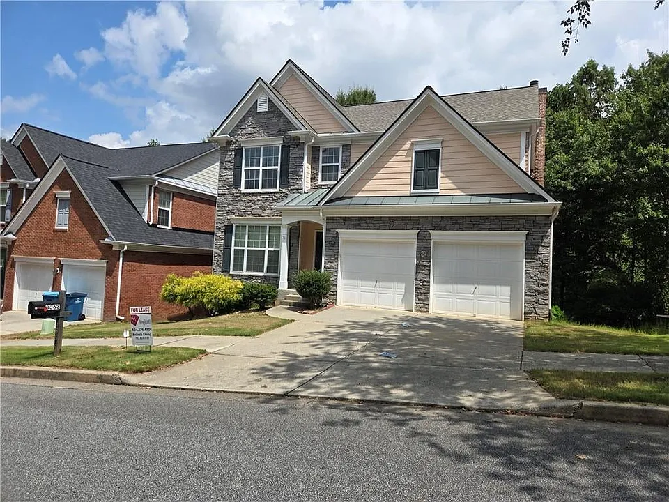 3363 Stoneham Dr