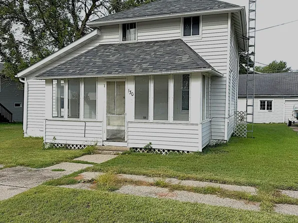 130 6th St SW, Plainview, MN 55964