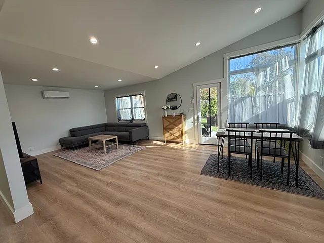 2587 Sheldon Dr #A — Photo 11