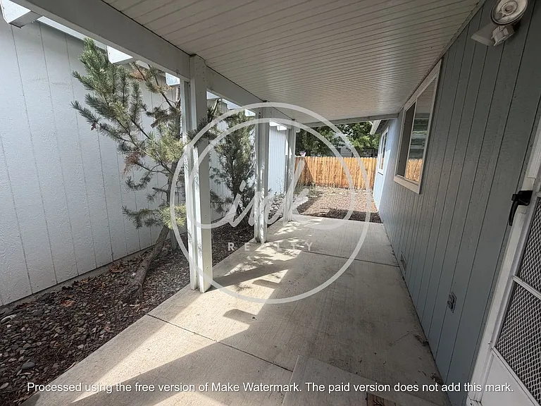 1464 Garden Glen Ct — Photo 17