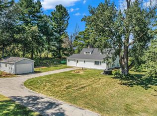 3802 Tompkins Rd, Traverse City, MI 49686