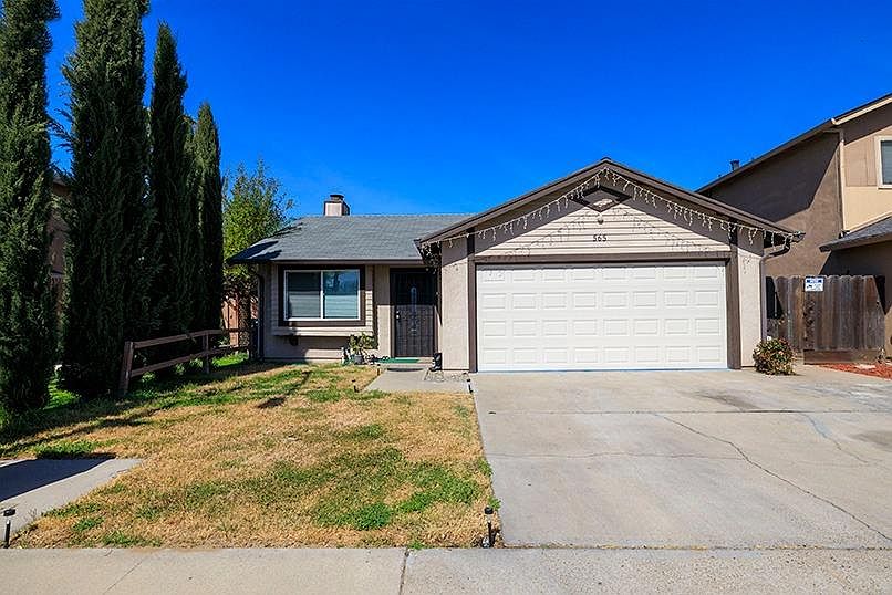 1st image of 565 Blossom Dr