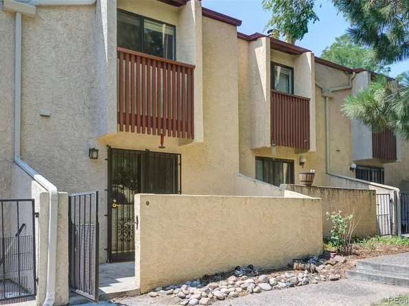 1060 S Parker Road #9, Denver, CO 80231