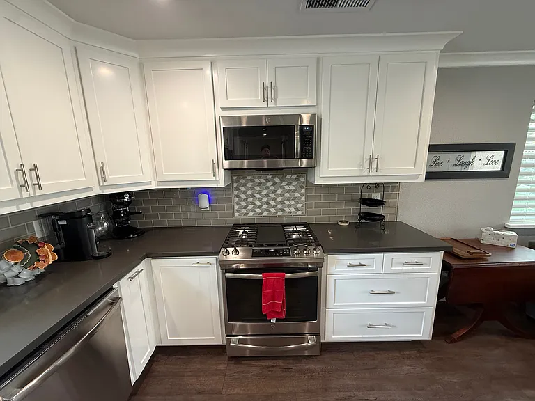 218 Cadfael Ct — Photo 7