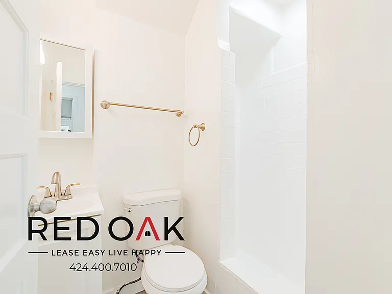 1559 N Hill Ave #8 — Photo 7