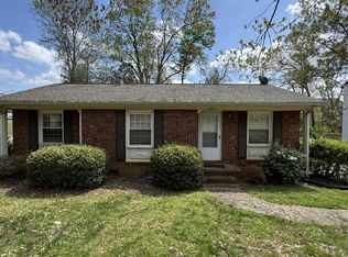 3930 Litchfield Rd, Charlotte, NC 28211