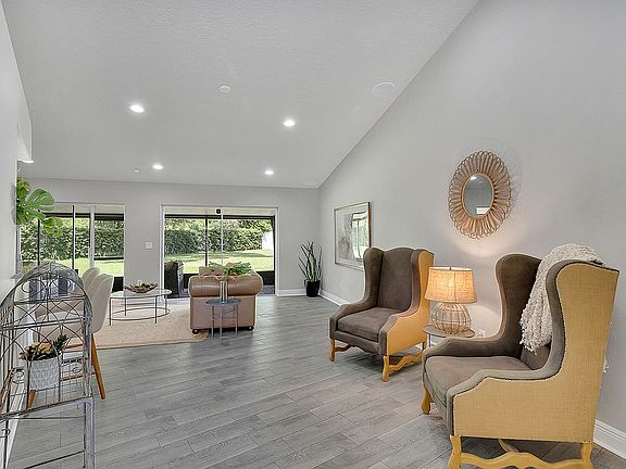 4th image of 13224 Pine Creek Cir