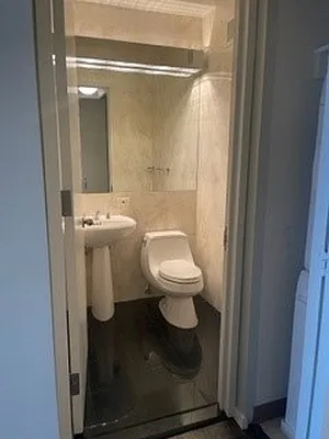 Rented by Solow Realty | media 18