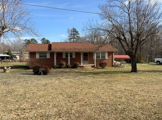 6917 Harlow Dr, High Point, NC 27263
