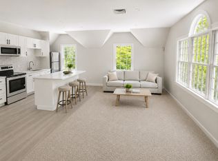 53 Park Ave #ADU, Wellesley Hills, MA 02481