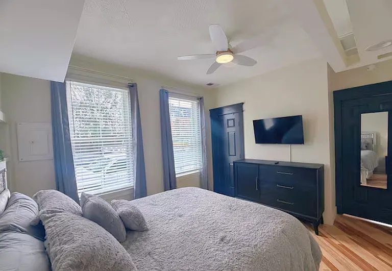 225 Pine St — Photo 11